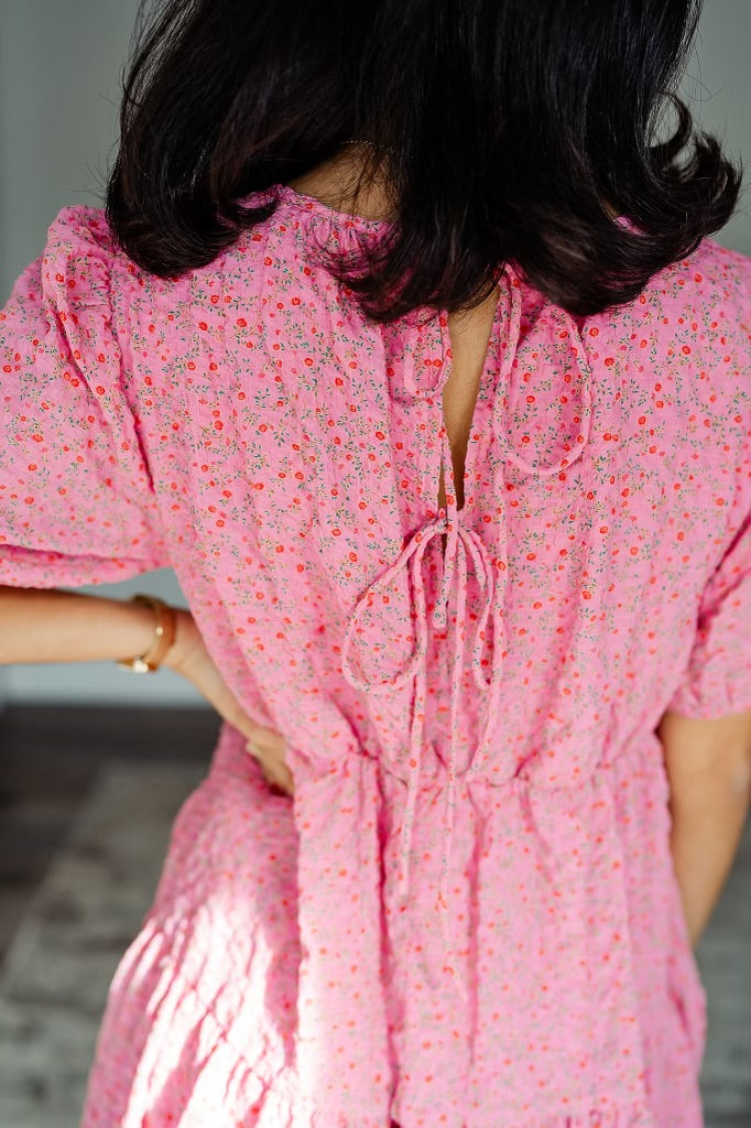 Textured Tiered Pink Floral Dress