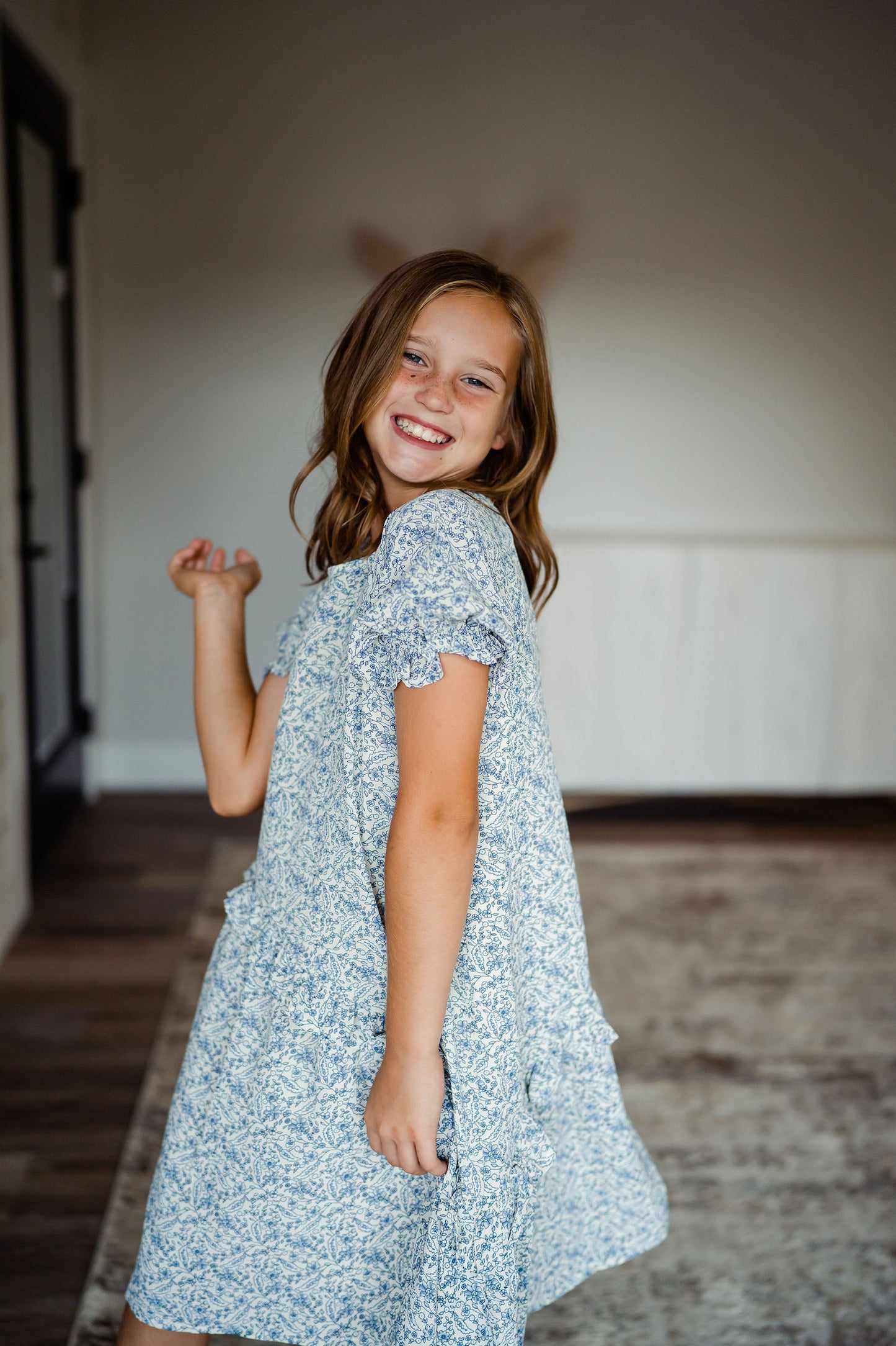 Ryah Ruffled Cinch Sleeve Dress