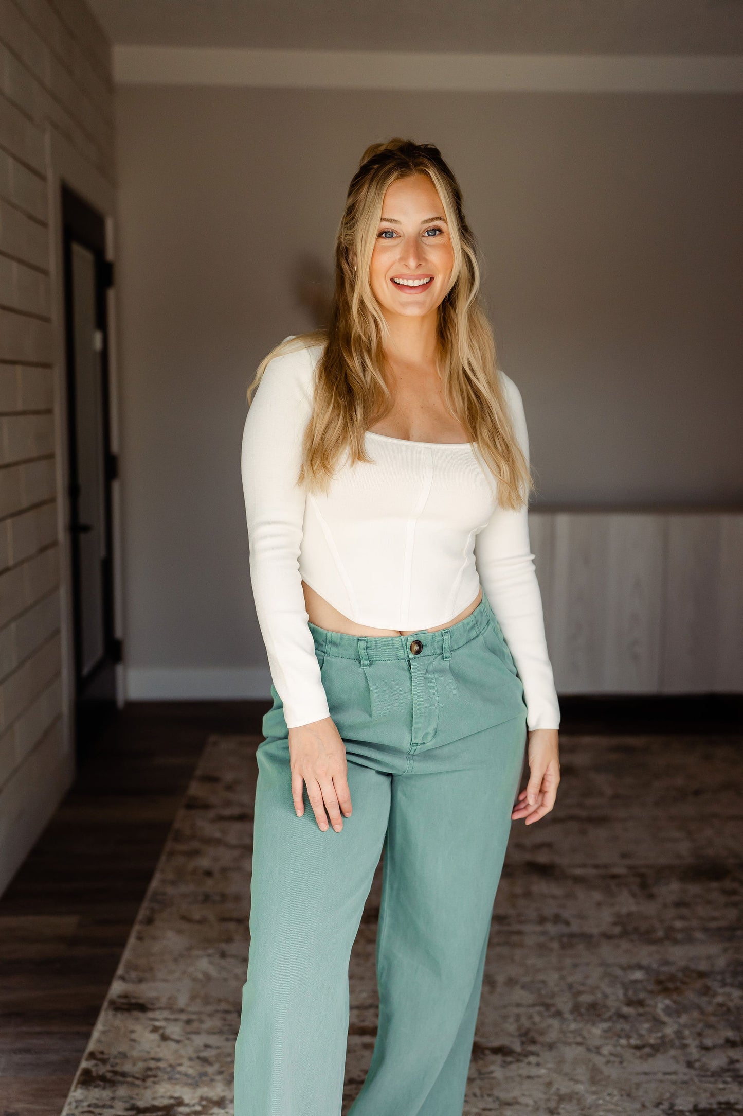 Crepe Sculpted Top