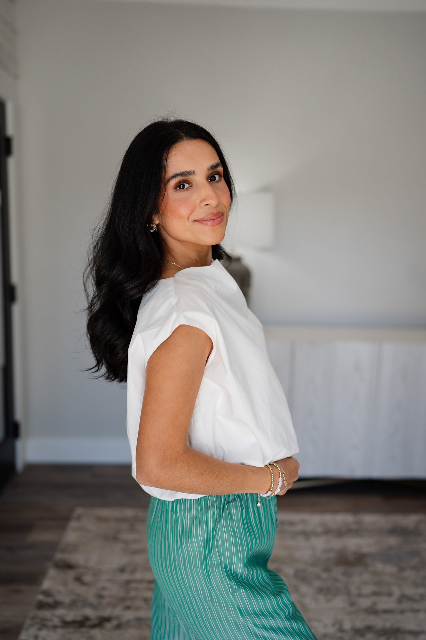 Bubble Hem Drape Neck Poplin Top