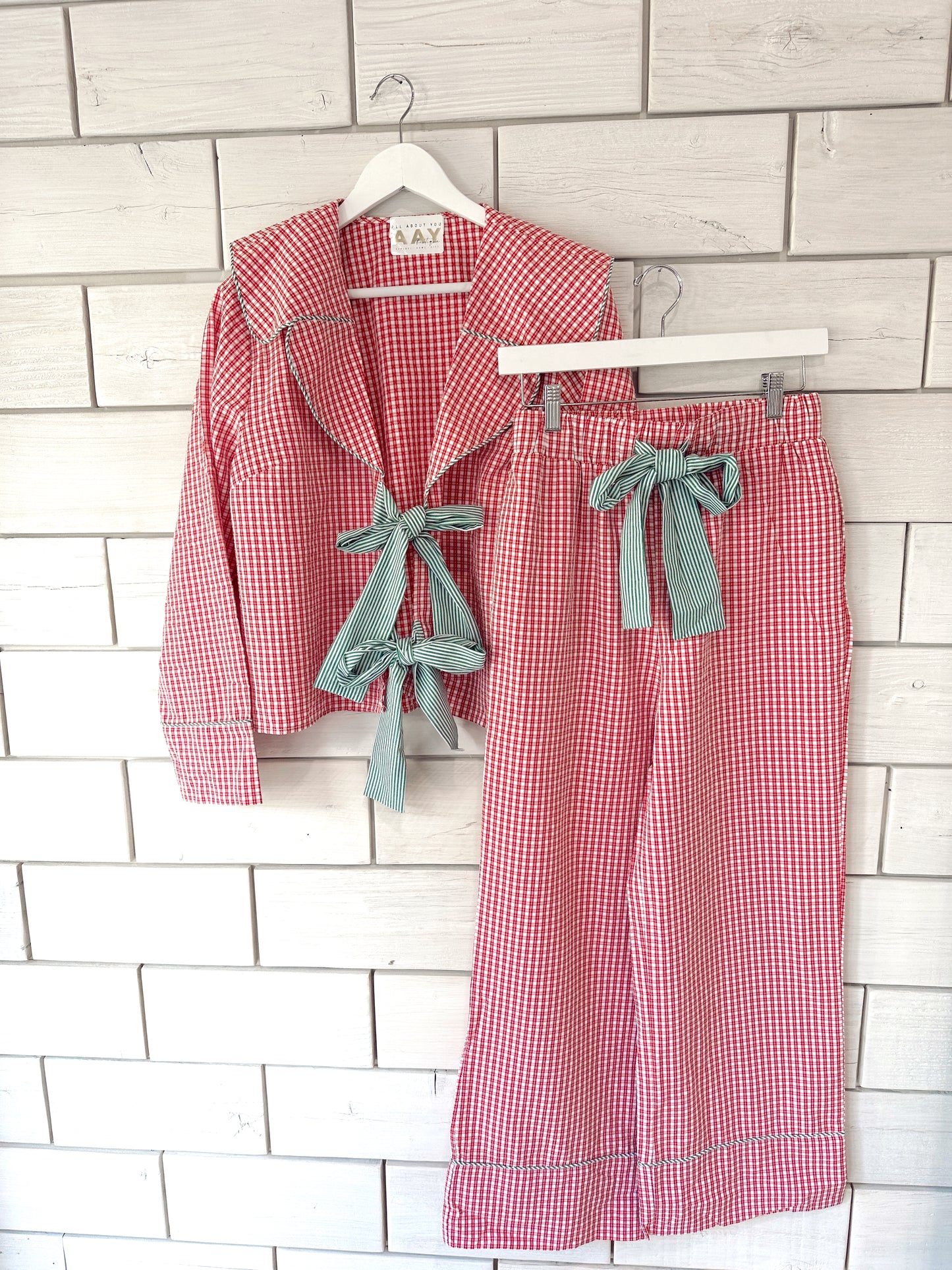 Classic Christmas Plaid Pajama Set