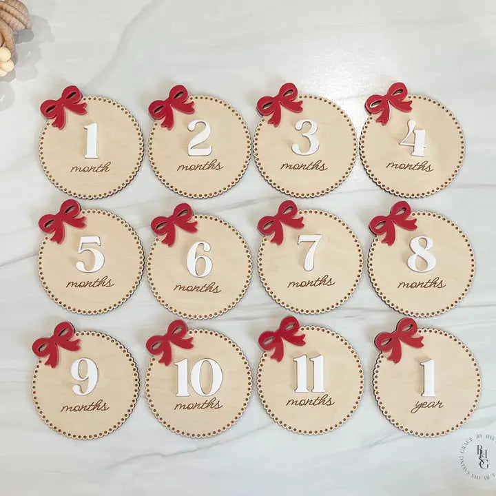 Raspberry Bow Wooden Monthly Milestone Discs