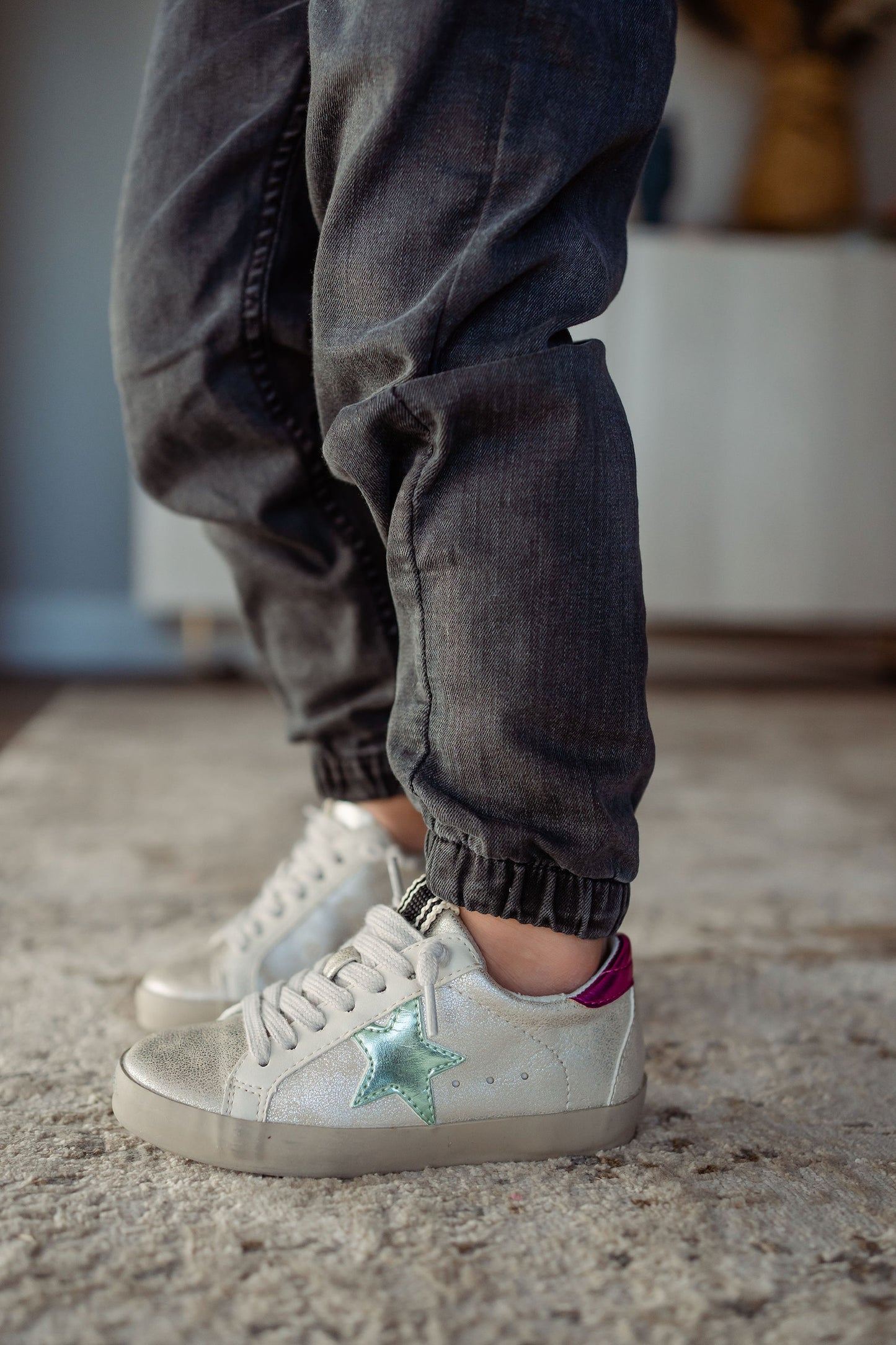 Paula Toddler Sneaker - Silver Distressed