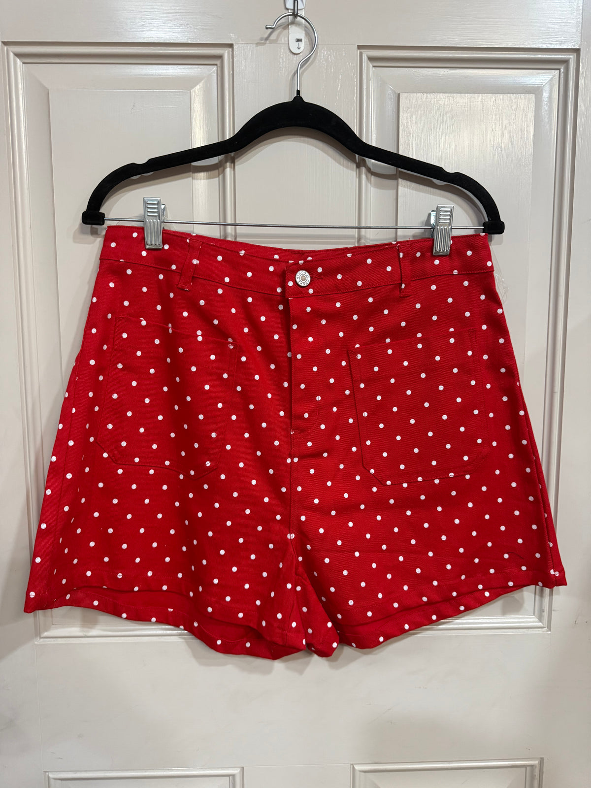 Polka dot short