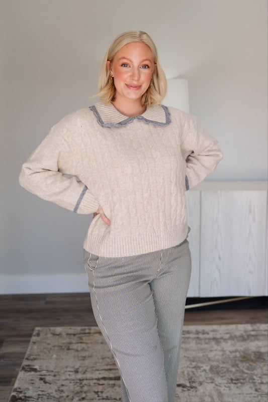 Contrast Collar Cable Knit Sweater
