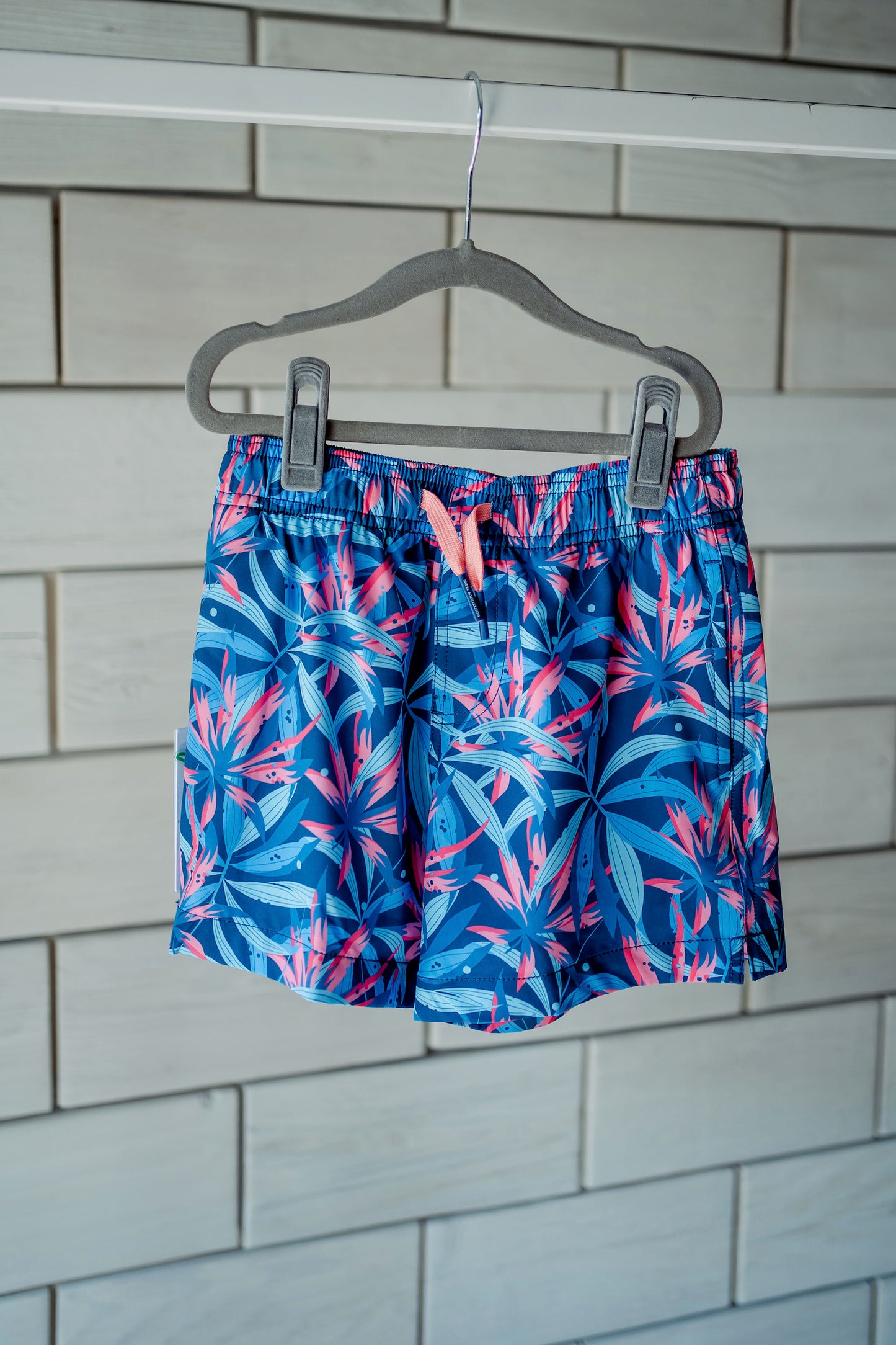 Boys Southern Tide Tropical Blooms Printed Swim Trunk